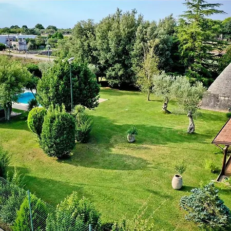 Miky Trulli & Pool Apartamento *