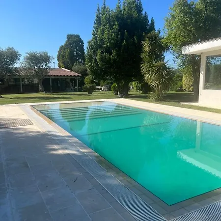 Miky Trulli & Pool Apartmán *